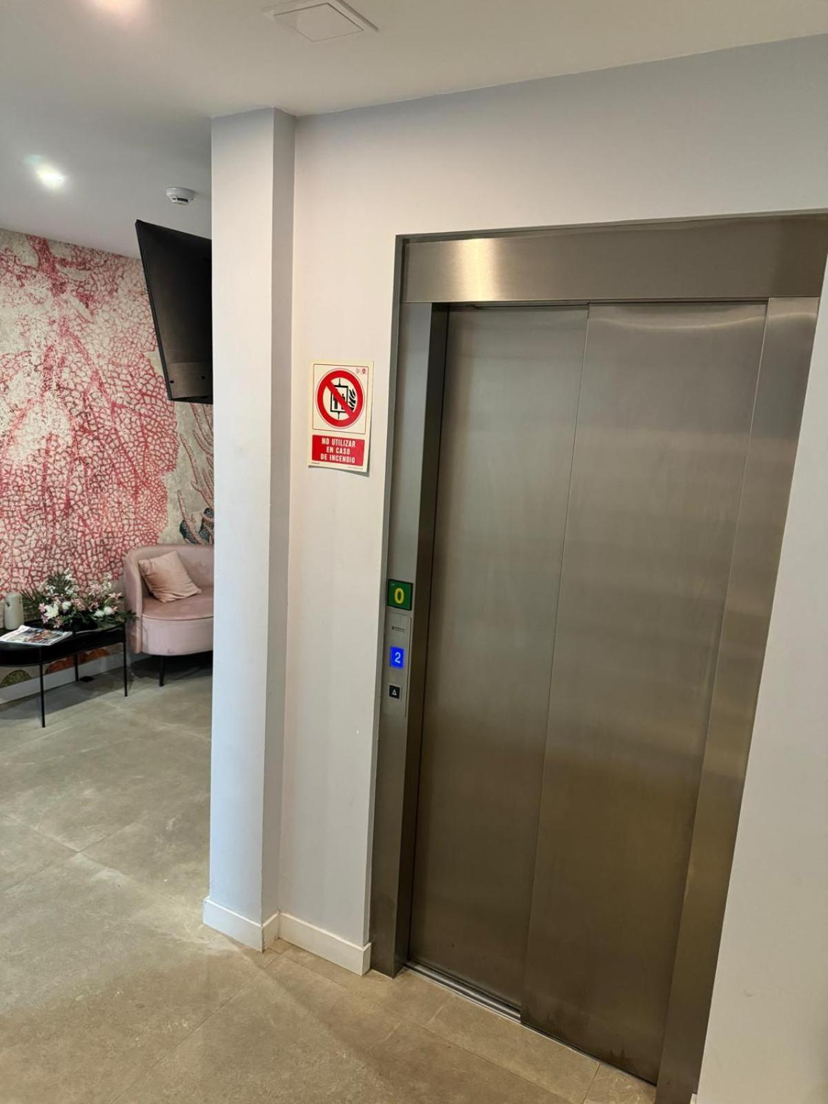 Estrella De Mar - Boutique Aparthotel Benidorm Ngoại thất bức ảnh