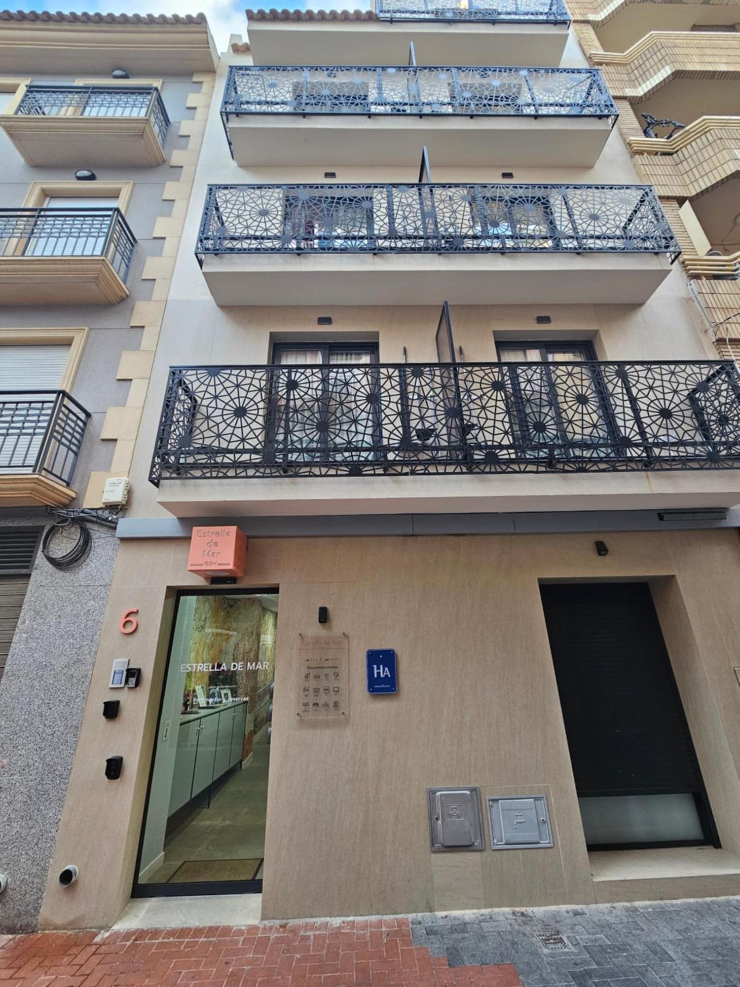 Estrella De Mar - Boutique Aparthotel Benidorm Ngoại thất bức ảnh